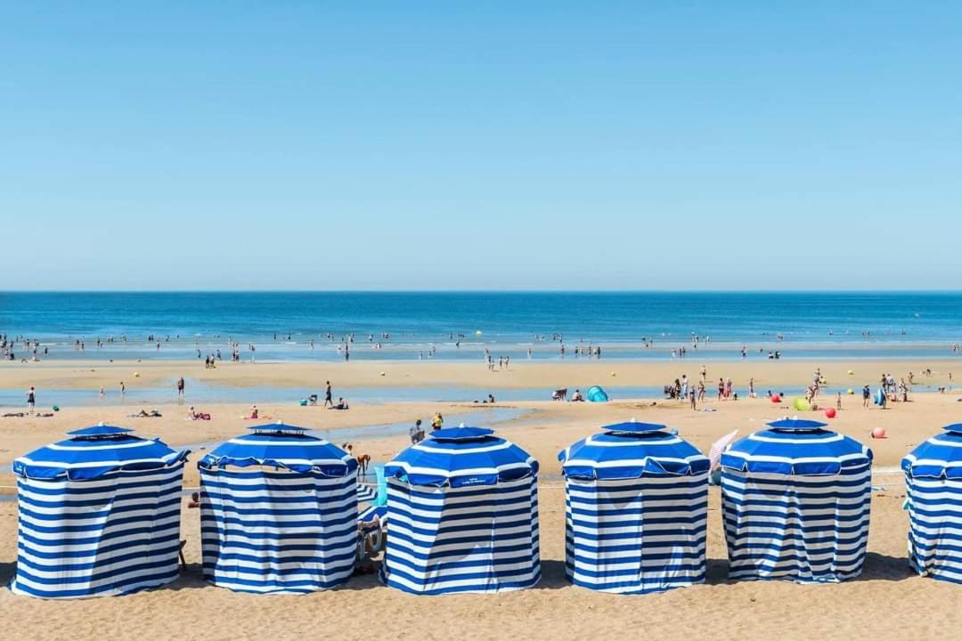 Charmant 2 Pieces A 5 Mn A Pied De La Mer 卡布尔 外观 照片